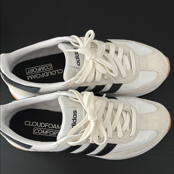 Adidas White and Black Retro Sneakers - Picture 2 of 9